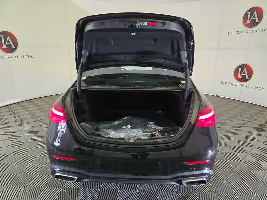 Used 2026 Mercedes-Benz C 300 4MATIC Sedan image 9