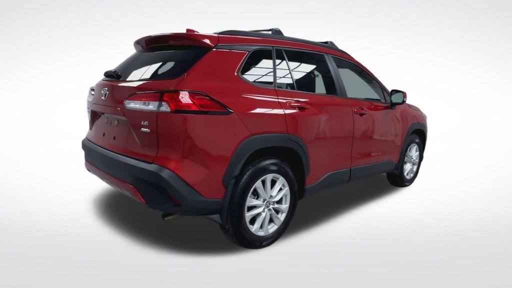 Certified 2023 Toyota Corolla Cross LE w/ Moonroof Package AWD/4WD image 9