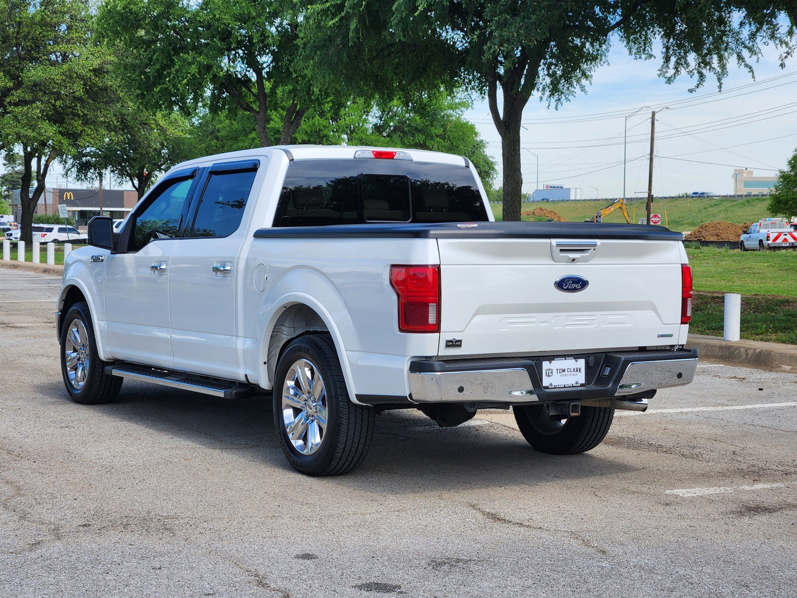 Used 2020 Ford F150 Lariat RWD image 4