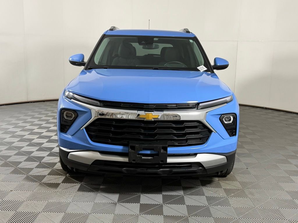 Used 2024 Chevrolet TrailBlazer LT w/ LT Cold Weather Package image 6