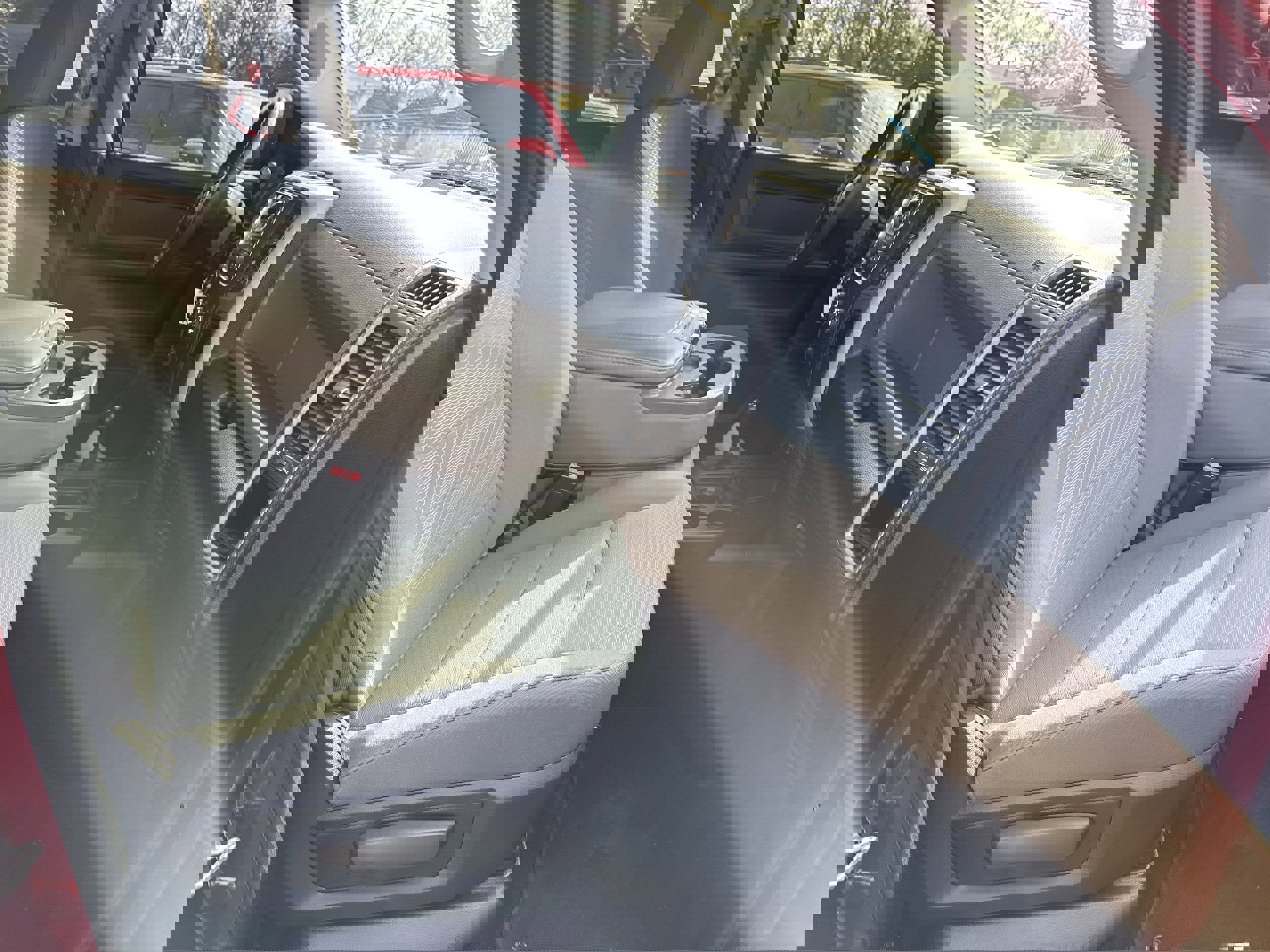 Used 2014 RAM 3500 Tradesman w/ Chrome Appearance Group image 23