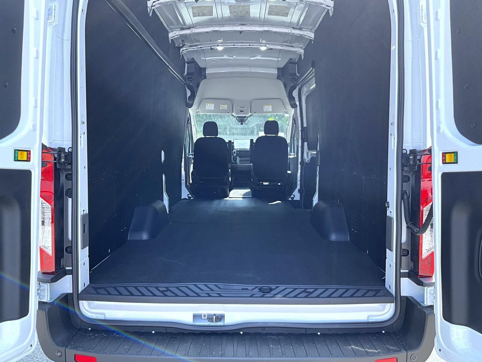 New 2026 Ford Transit 350 148 High Roof Extended w/ Load Area Protection Package RWD image 9