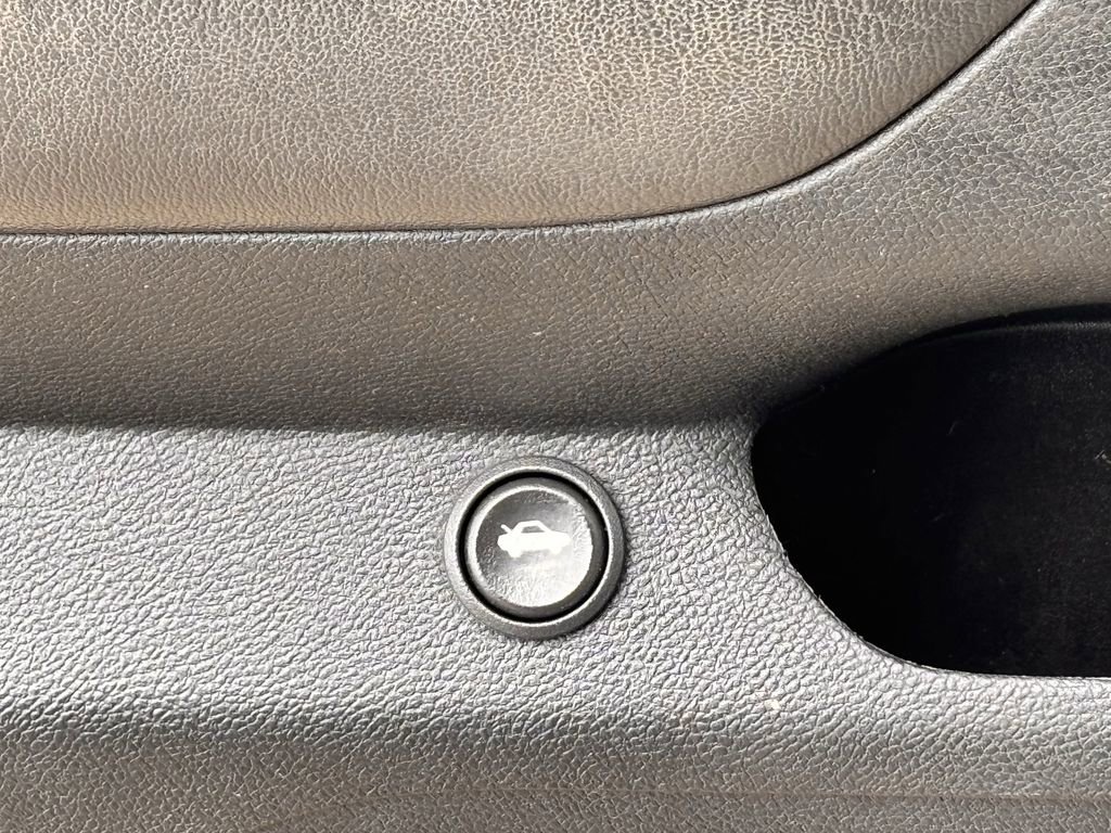 Used 2015 Chevrolet Camaro SS image 21