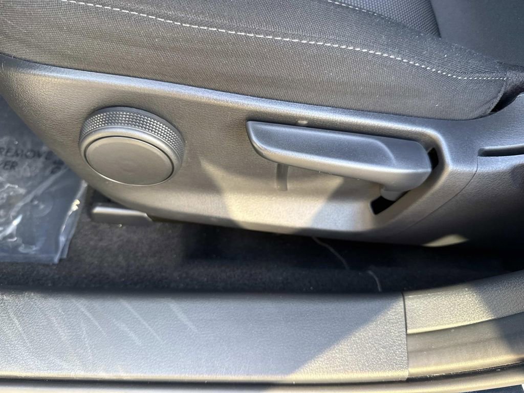 Certified 2025 MAZDA CX-30 AWD 2.5 S image 28