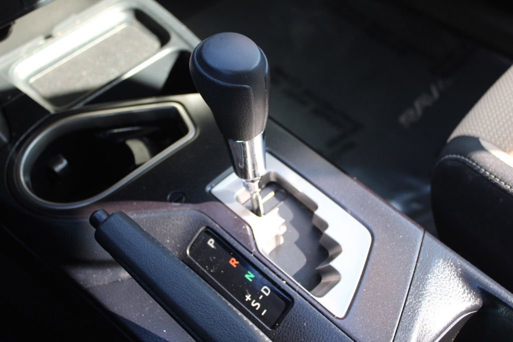 Used 2018 Toyota RAV4 XLE w/ Plus Extra Value Package image 40