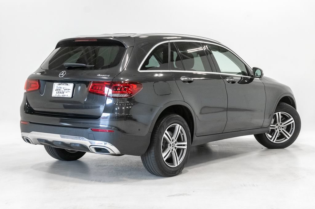 Used 2021 Mercedes-Benz GLC 300 4MATIC w/ Premium Package image 32