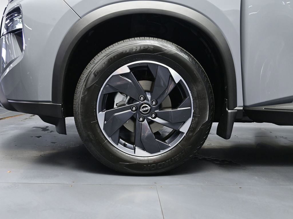 New 2026 Nissan Rogue SV image 24