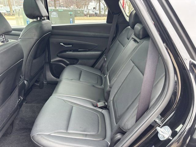 Used 2025 Hyundai Tucson Limited image 16