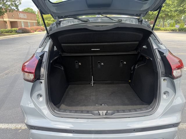 Used 2023 Nissan Kicks SR w/ SR Premium Package FWD image 36