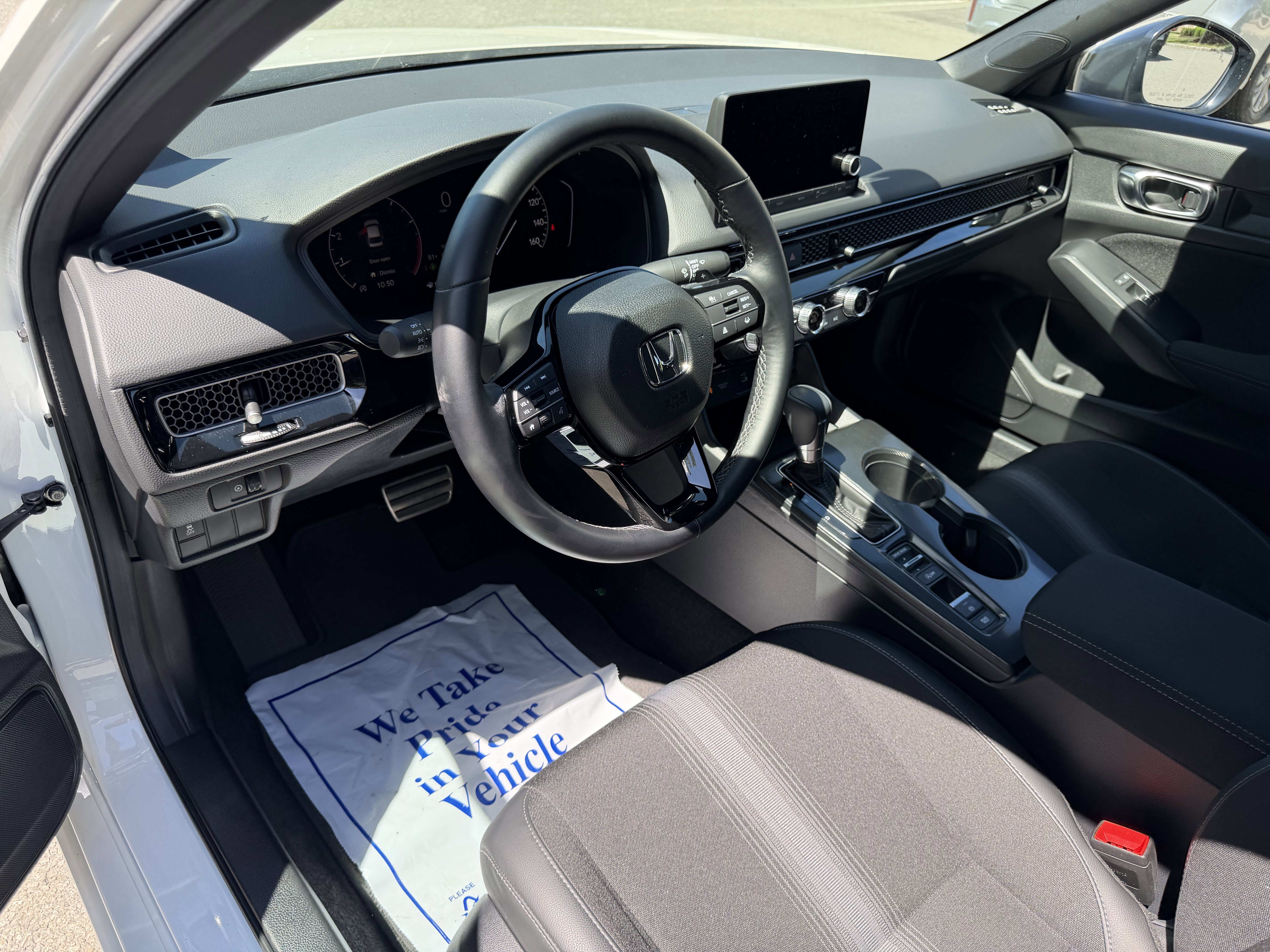 Used 2025 Honda Civic Sport image 13