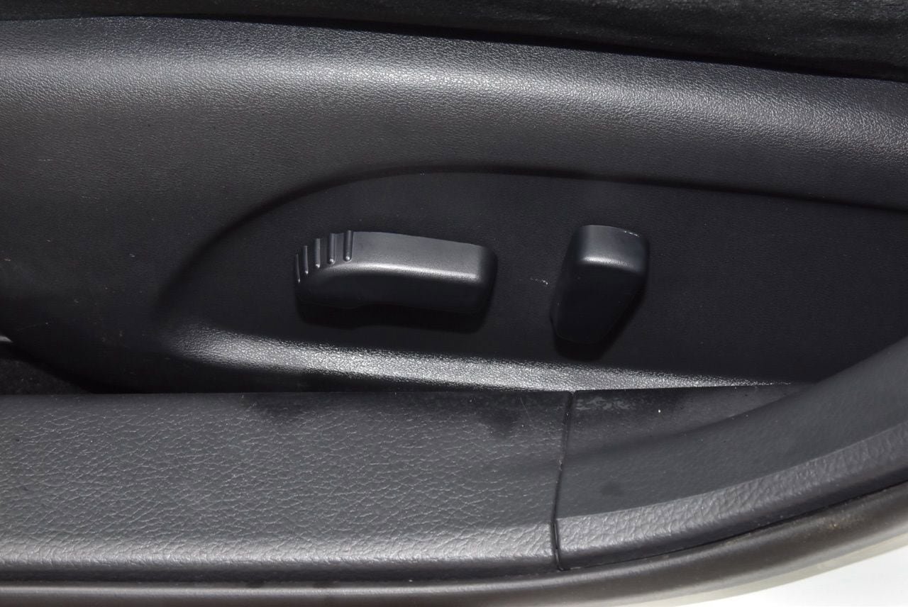 Used 2015 Nissan Altima 2.5 S w/ Power Driver Seat Package FWD image 32