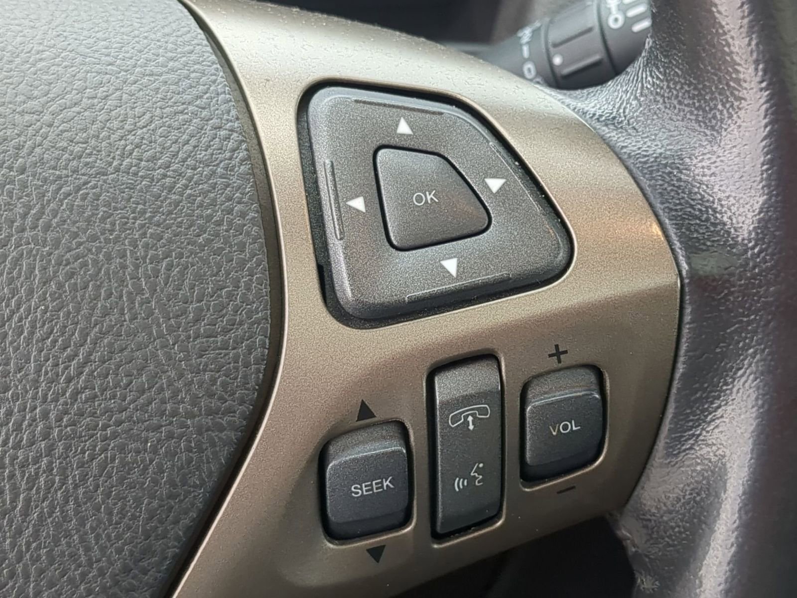 Used 2011 Lincoln MKX AWD w/ Sight & Sound Pkg image 29