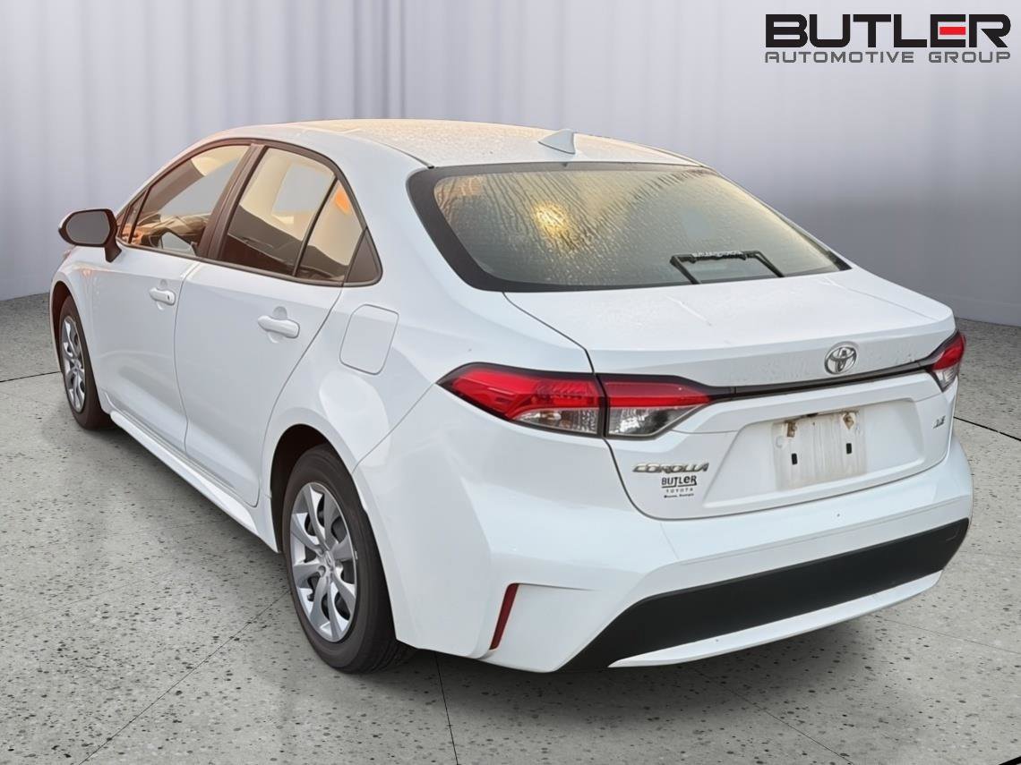 Used 2021 Toyota Corolla LE FWD image 8