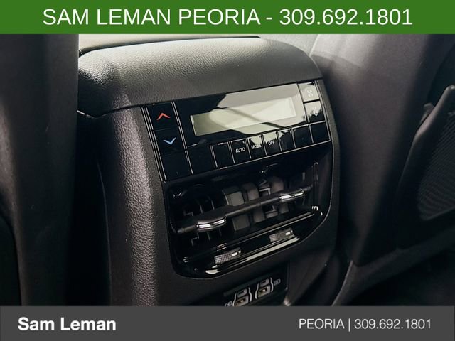 New 2025 Jeep Grand Cherokee L Laredo w/ Luxury Tech Group I AWD/4WD image 25