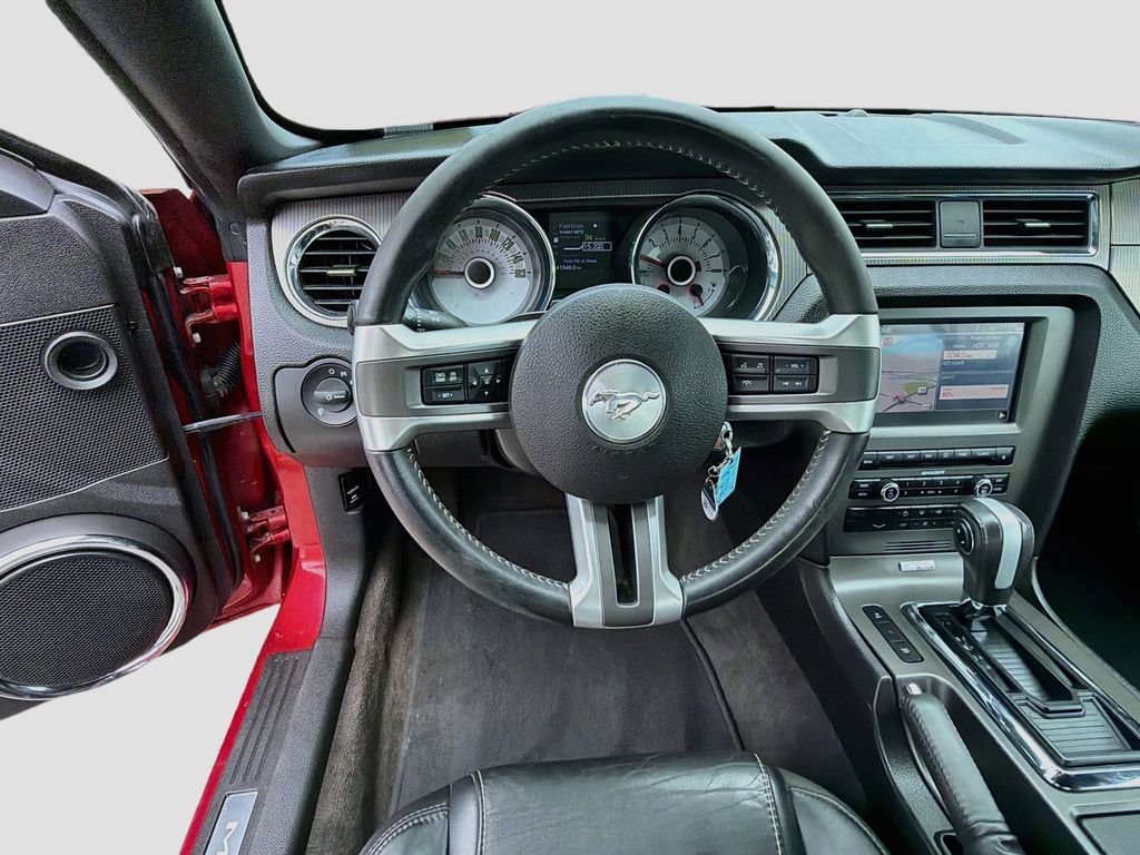 Used 2013 Ford Mustang GT Premium w/ Electronics Pkg RWD image 11