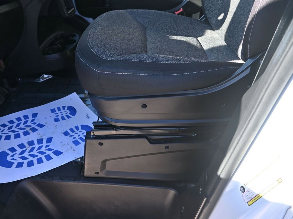 Used 2023 RAM ProMaster 2500 image 12