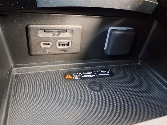 Used 2023 Buick Envision Avenir image 10