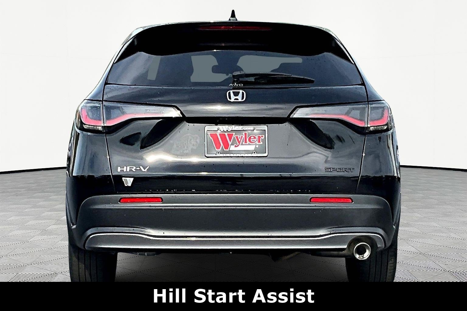 Used 2025 Honda HR-V Sport image 5