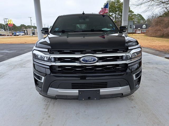 Certified 2024 Ford Expedition Limited image 2
