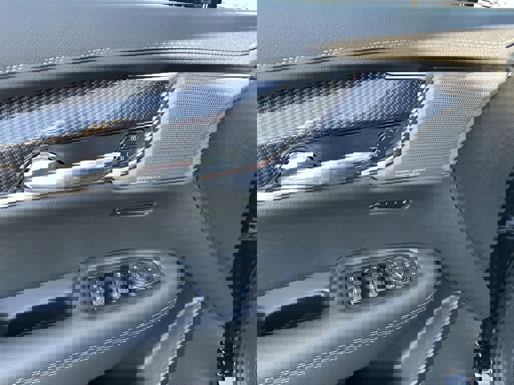 Used 2024 Cadillac XT6 Sport w/ LPO, Floor Liner Package image 13