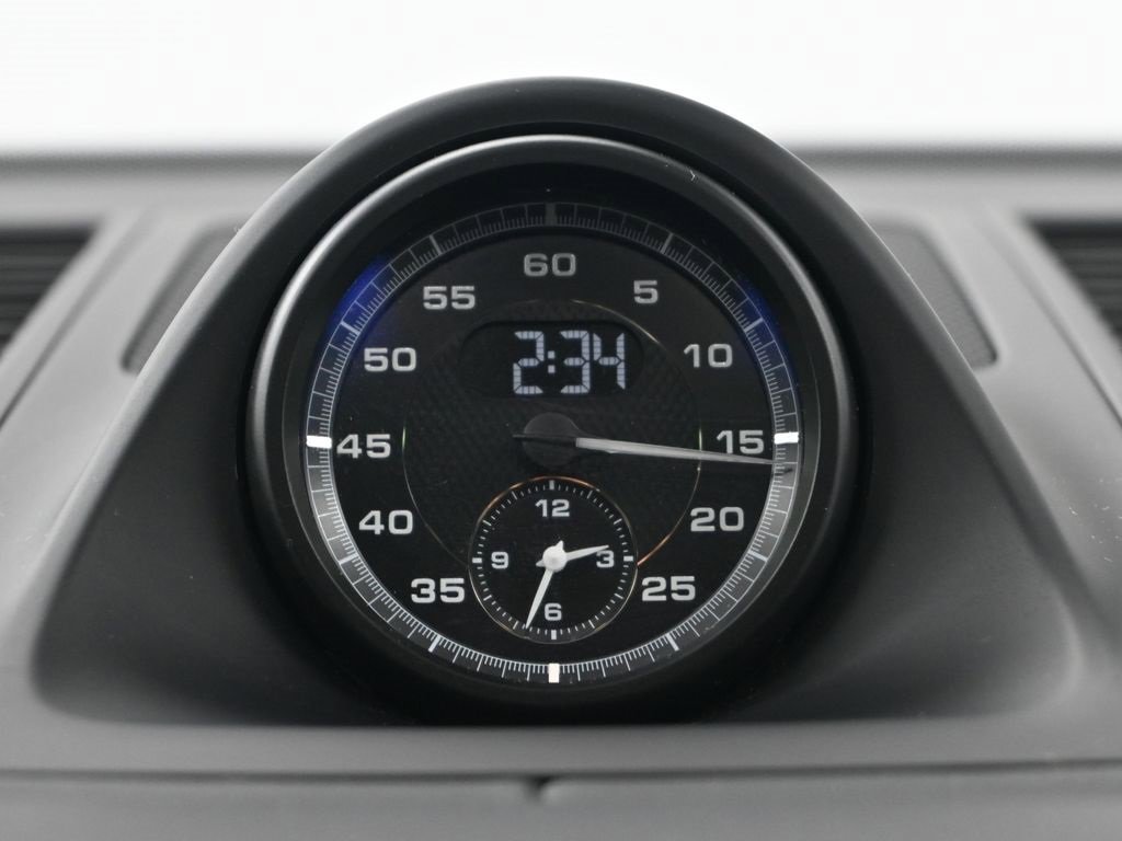 Certified 2023 Porsche Macan GTS image 12