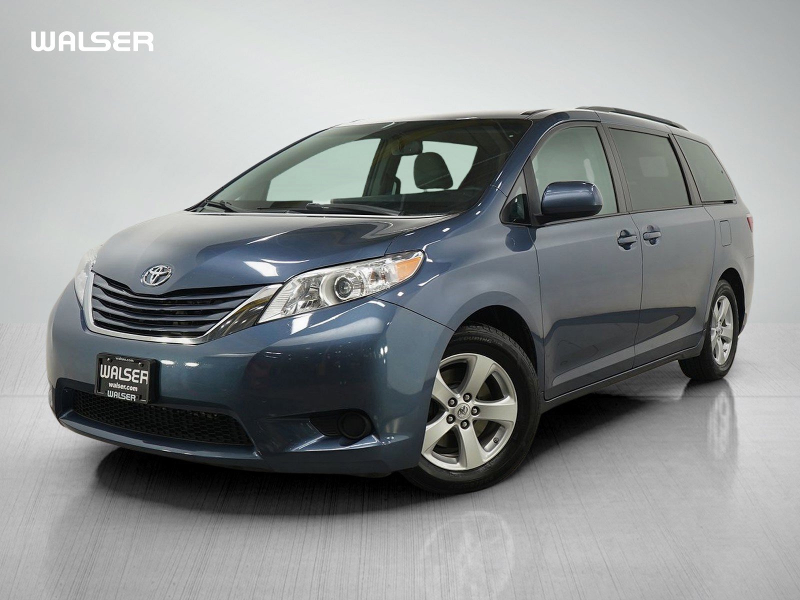 Used 2015 Toyota Sienna LE