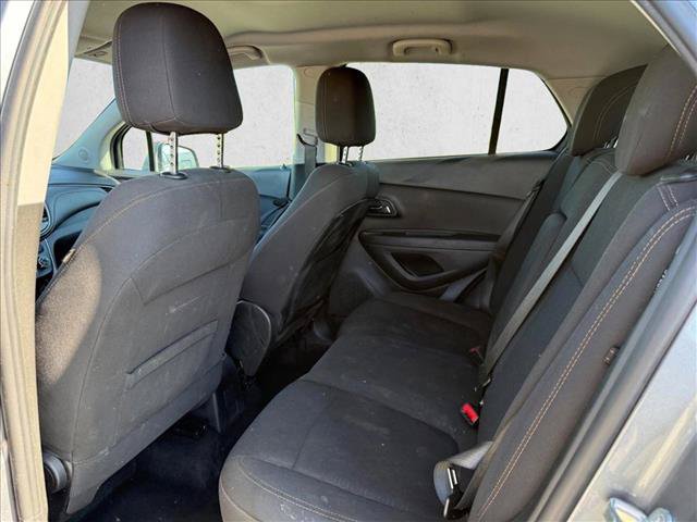 Used 2020 Chevrolet Trax LS w/ Tint and Cruise Package FWD image 11
