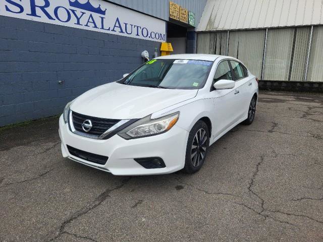 Used 2018 Nissan Altima 2.5 SV FWD image 2