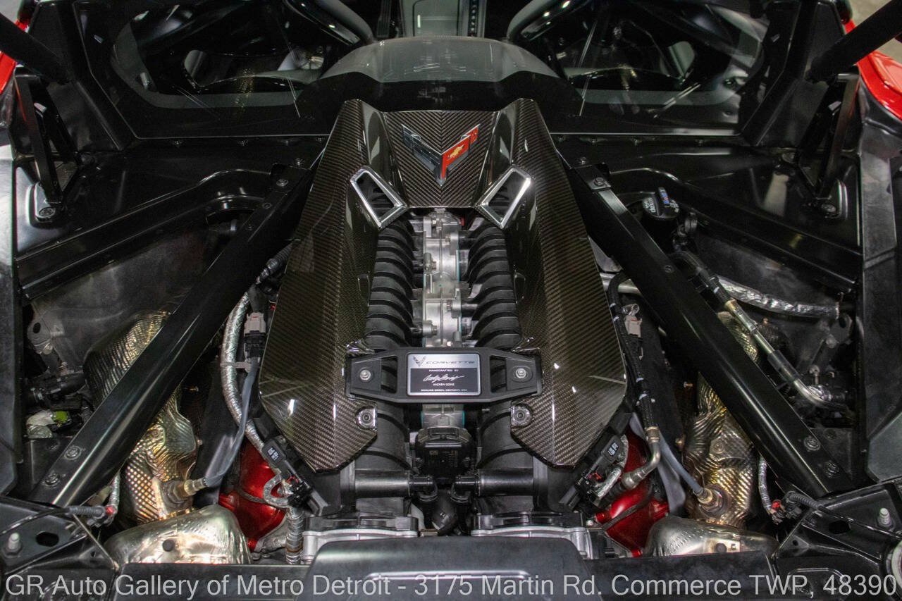 Used 2023 Chevrolet Corvette Z06 w/ Z07 Performance Package RWD image 20
