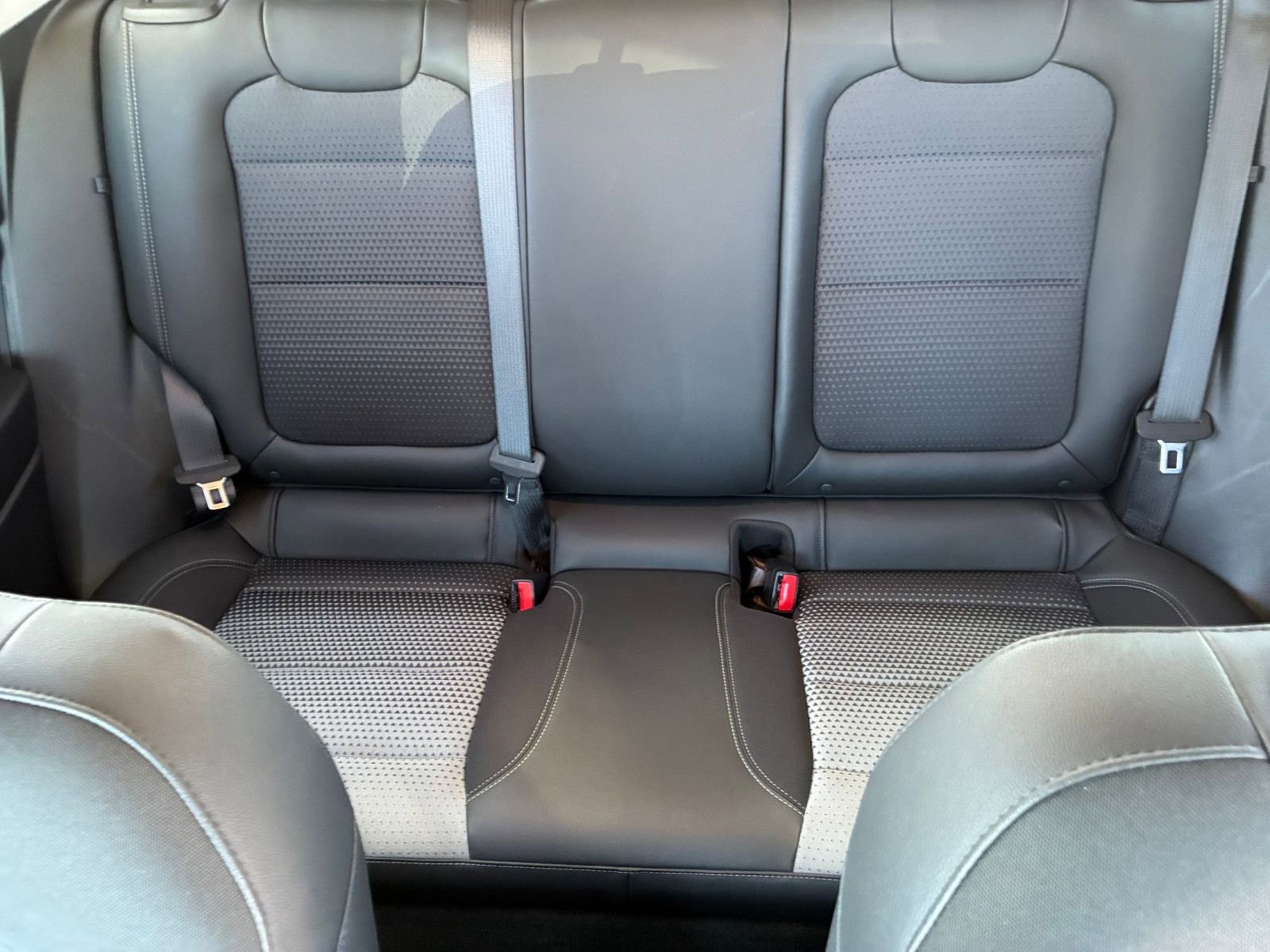 Used 2025 Chevrolet Trax LT w/ LT Convenience Package image 31