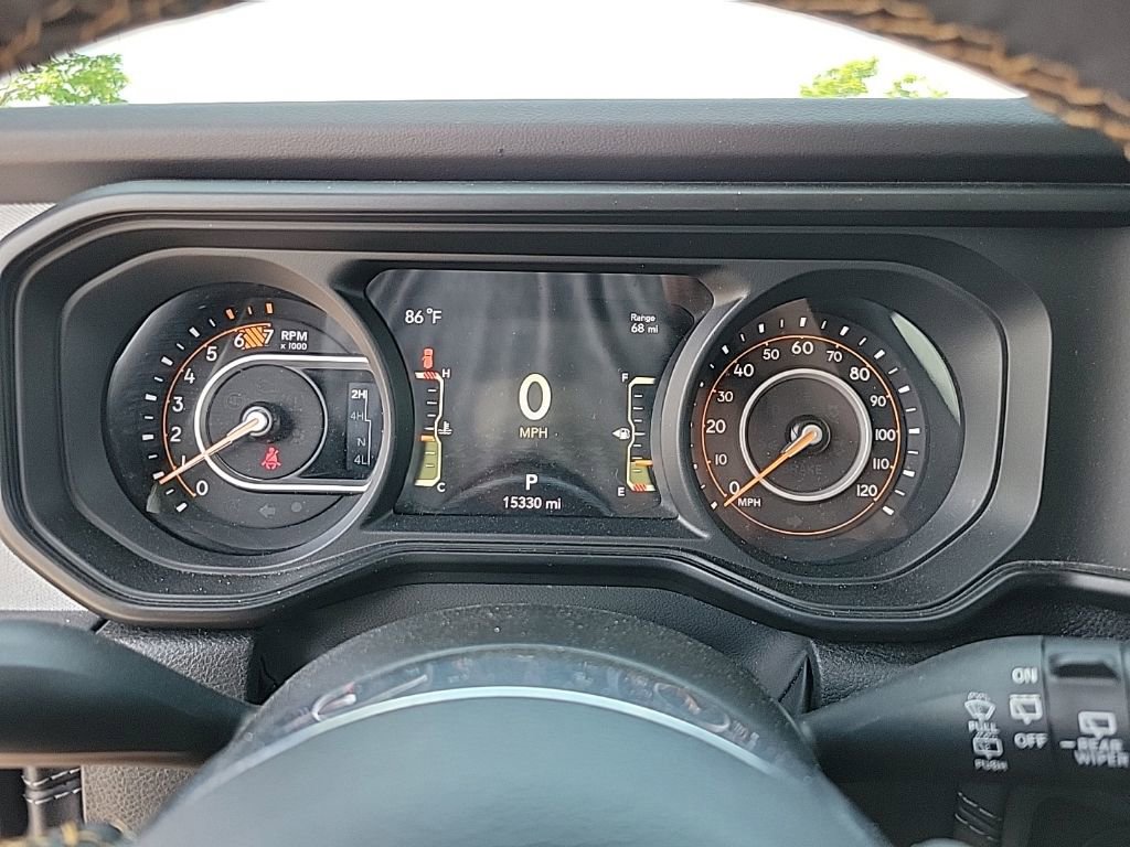 Used 2025 Jeep Wrangler Unlimited Sahara AWD/4WD image 23