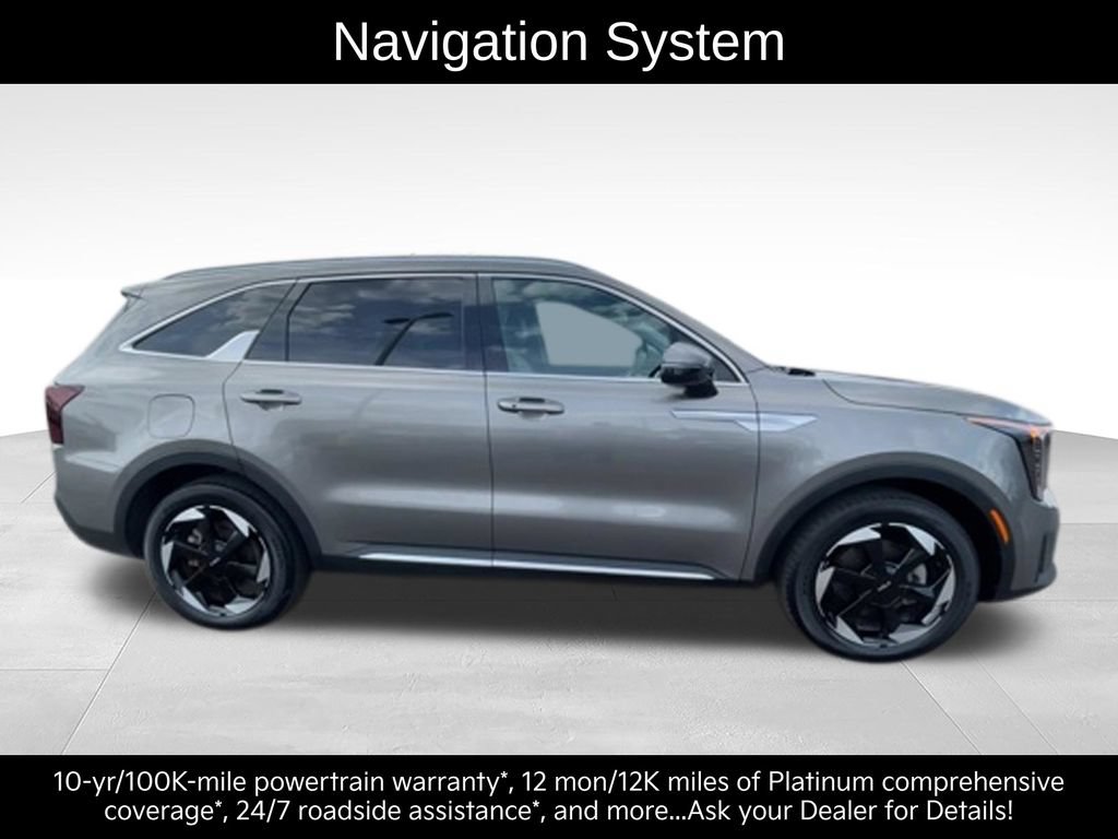 Certified 2025 Kia Sorento EX w/ EX Panoramic Sunroof Package AWD/4WD image 11