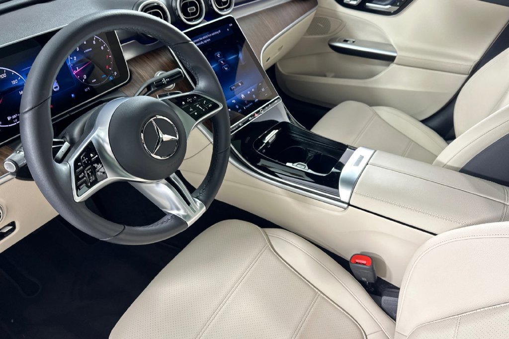 Certified 2026 Mercedes-Benz C 300 Sedan image 11