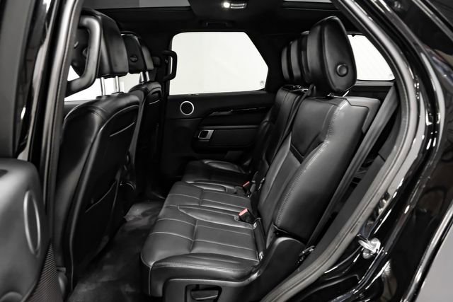 Used 2019 Land Rover Discovery SE image 44