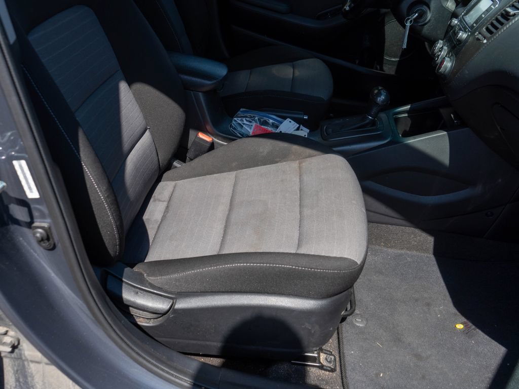 Used 2014 Kia Forte EX FWD image 10