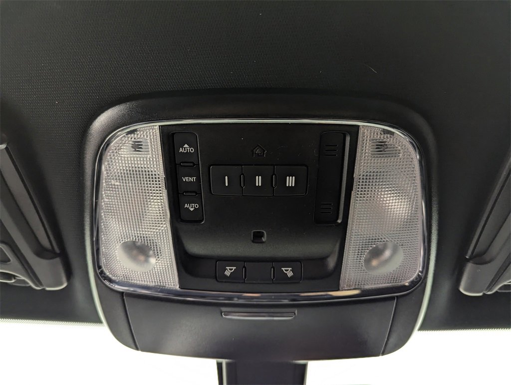 Used 2021 Dodge Charger R/T w/ Plus Group image 26