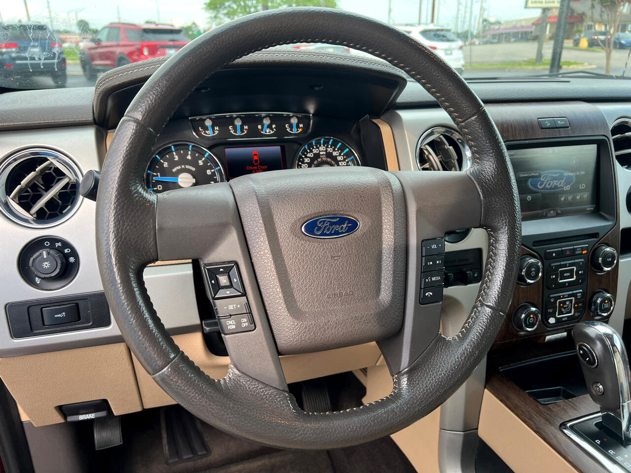 Used 2014 Ford F150 Lariat w/ Equipment Group 502A Luxury image 10