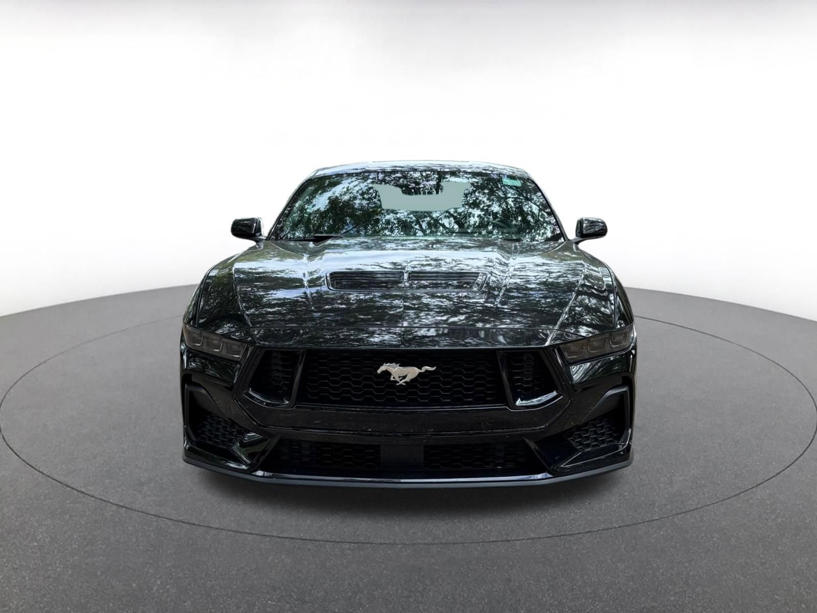 Used 2025 Ford Mustang GT Premium RWD image 2