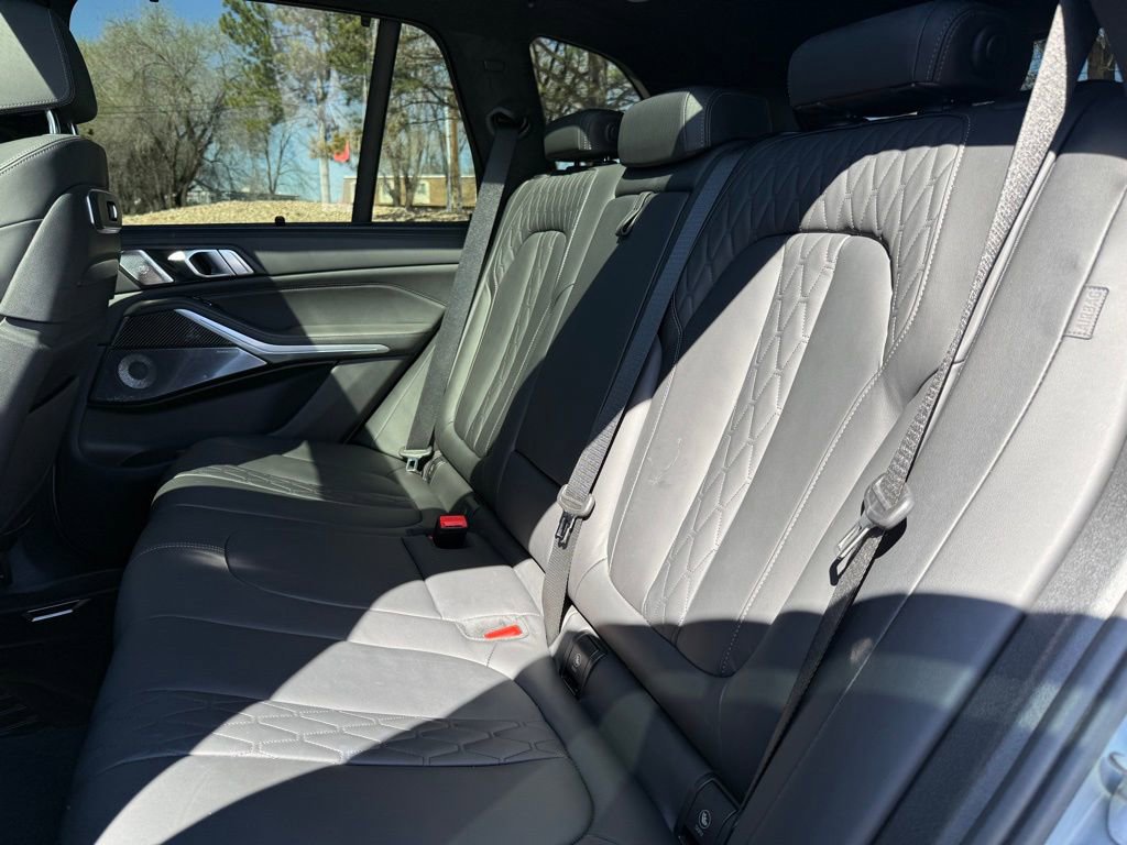 Used 2024 BMW X5 M60i image 18