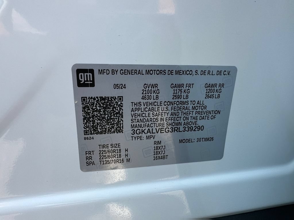 Used 2024 GMC Terrain SLT AWD/4WD image 16