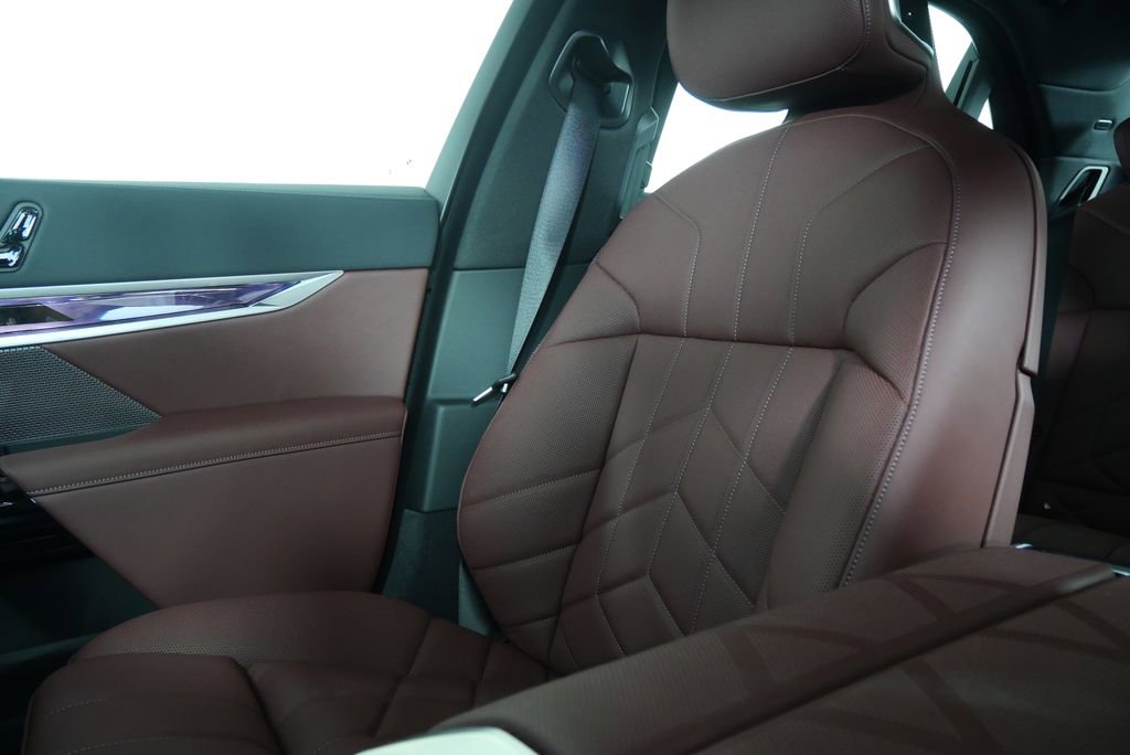 New 2026 BMW i7 eDrive50 w/ M Sport Package image 24