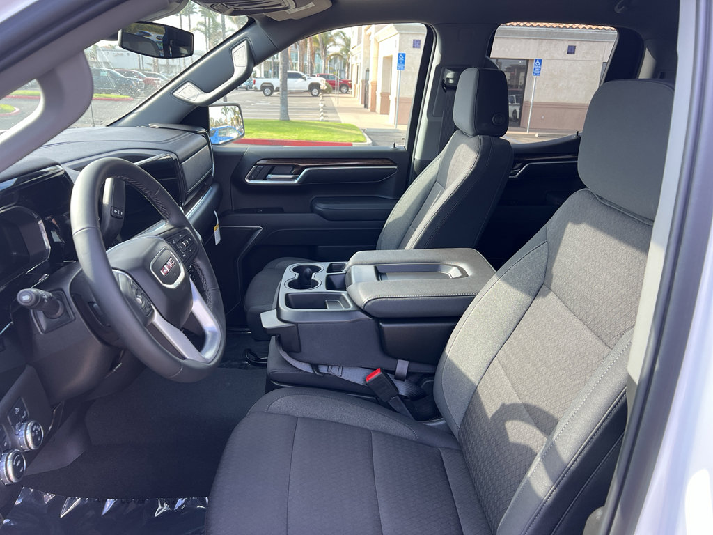 New 2026 GMC Sierra 1500 Elevation image 14