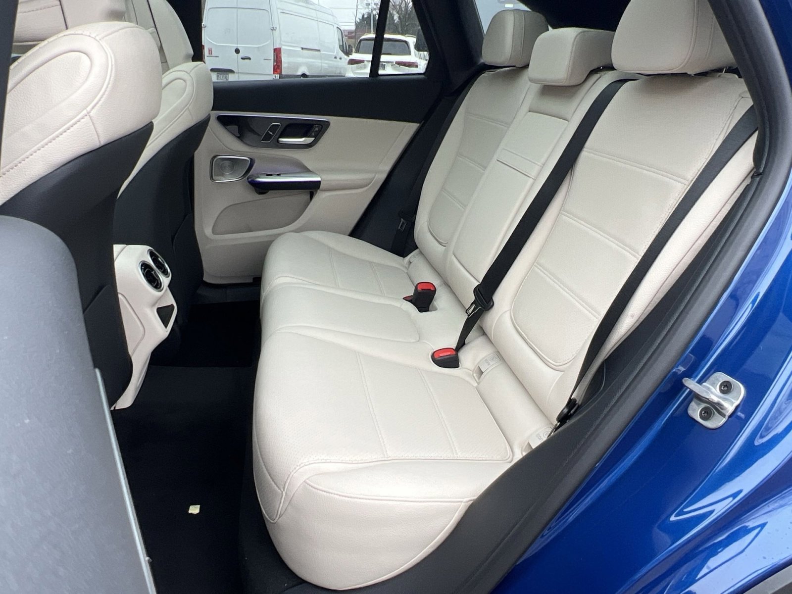 New 2026 Mercedes-Benz GLC 300 4MATIC image 23