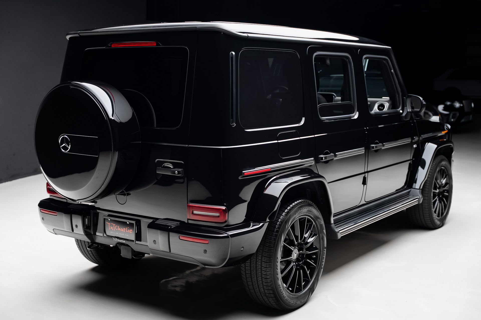 Used 2021 Mercedes-Benz G 550 w/ AMG Line image 33