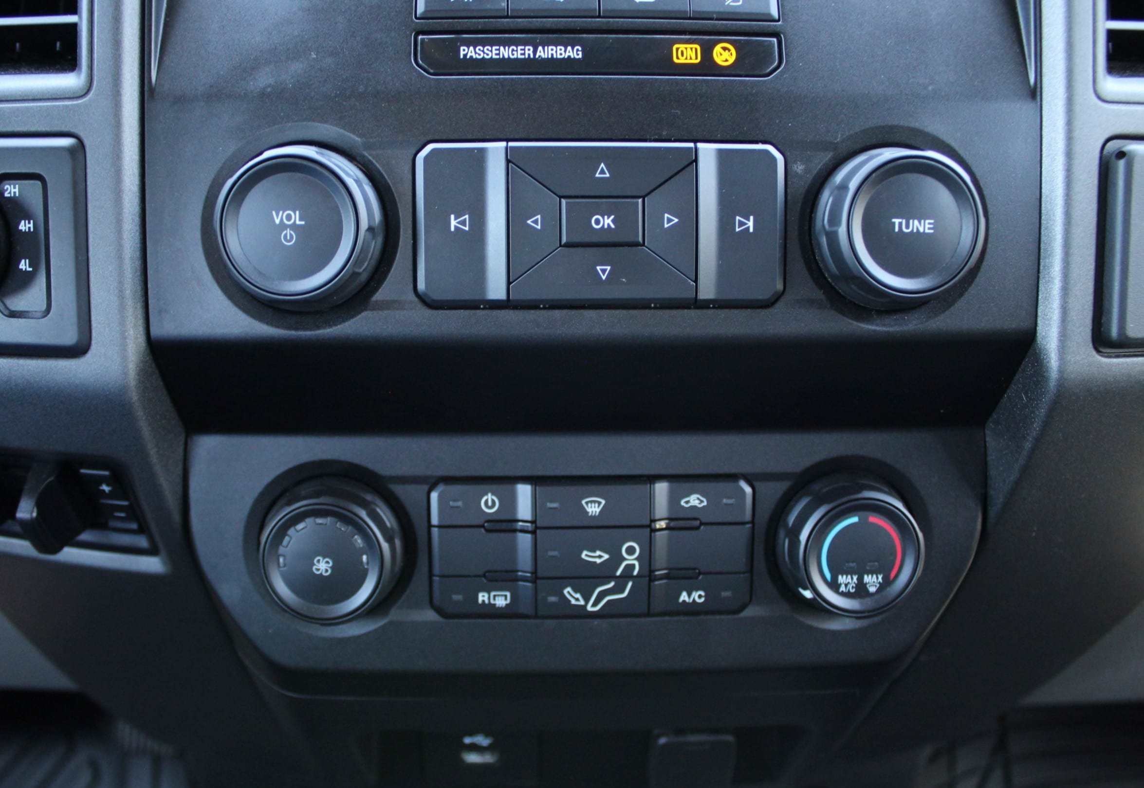 Used 2021 Ford F350 XL w/ Power Equipment Group AWD/4WD image 42
