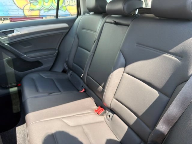 Used 2015 Volkswagen Golf TDI SE FWD image 20