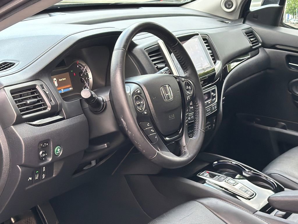 Used 2018 Honda Pilot Elite image 16