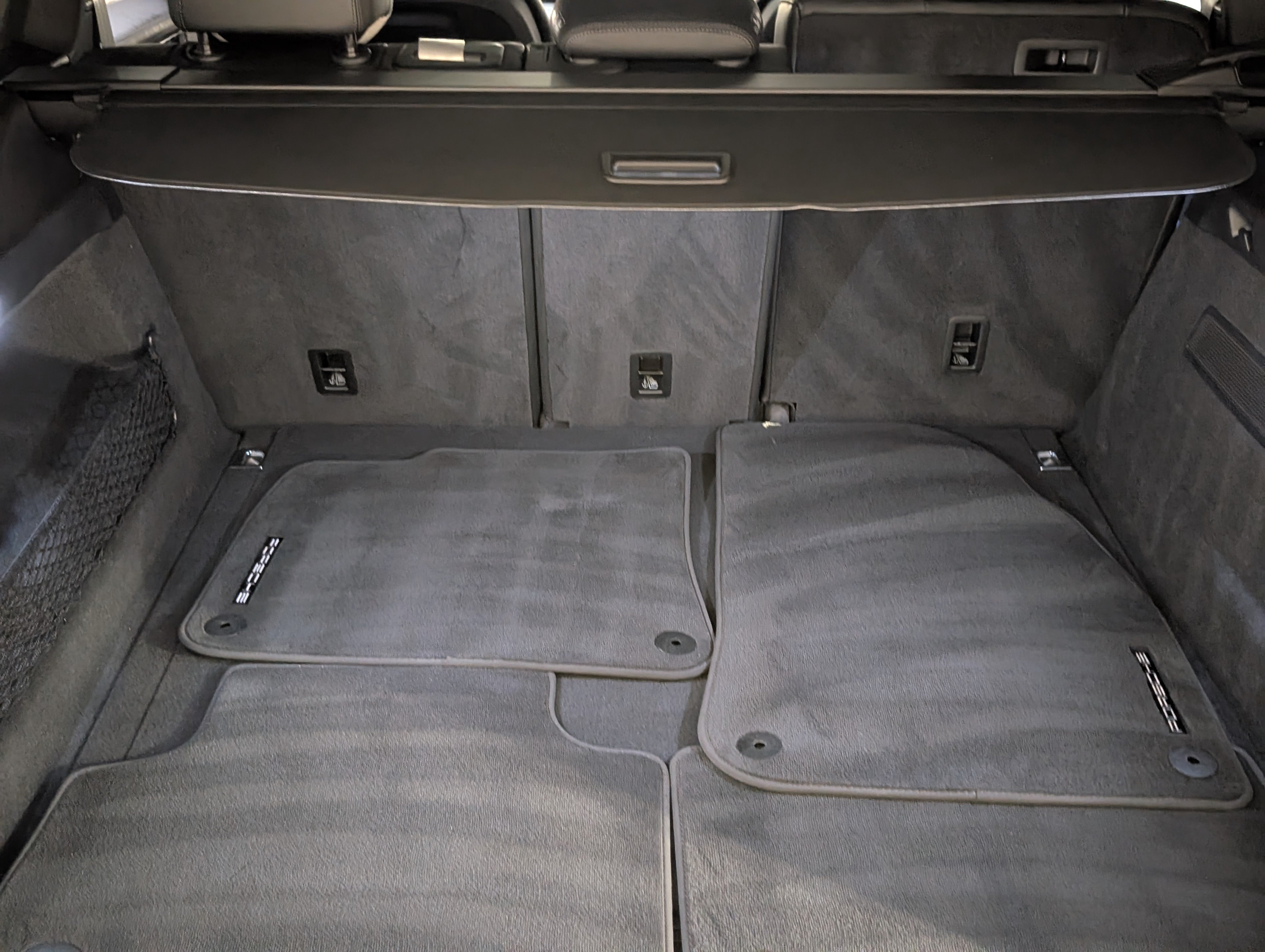 Certified 2025 Porsche Cayenne S AWD/4WD image 24