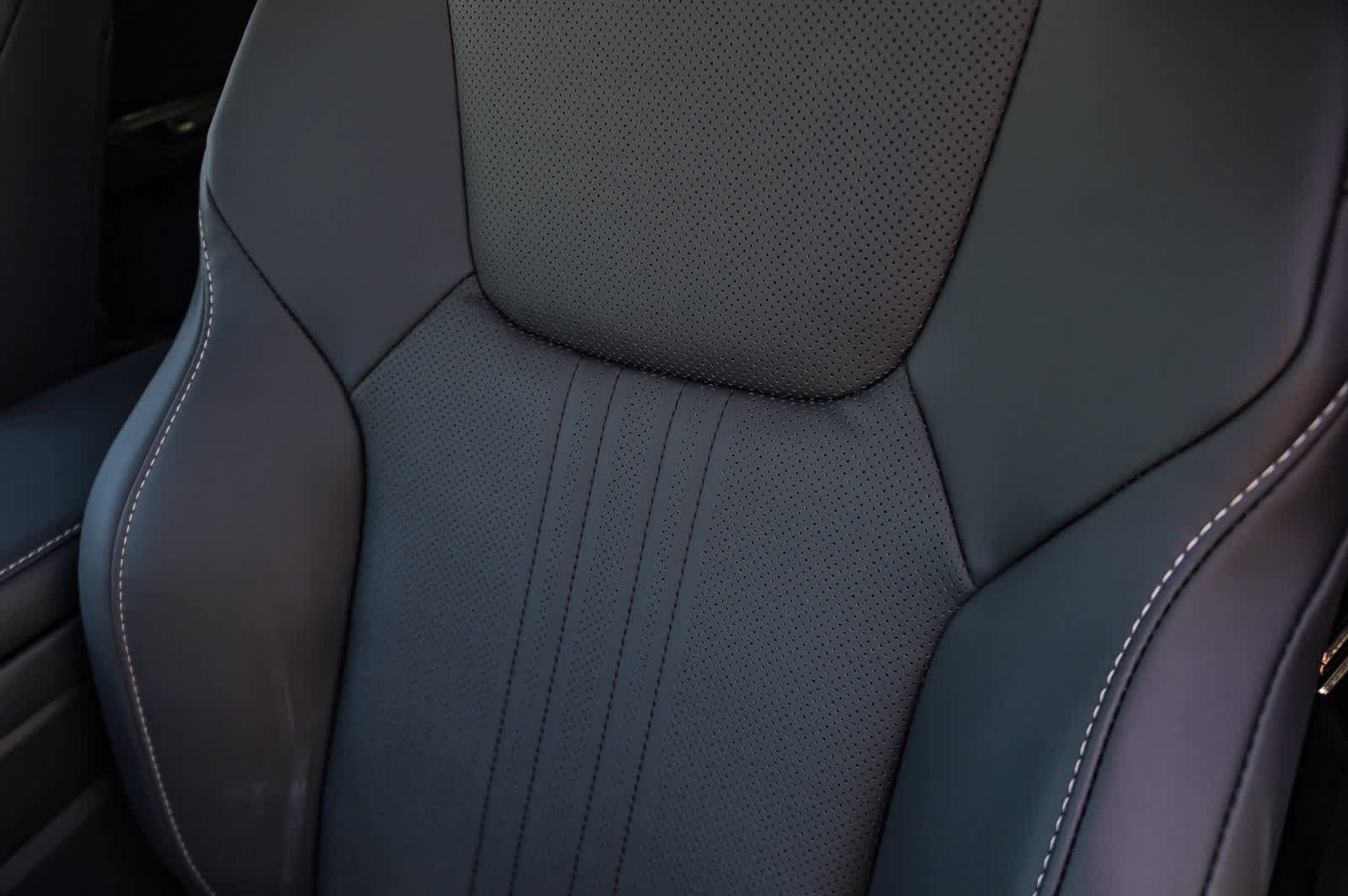 New 2025 Lexus NX 350h AWD w/ Premium Package image 28