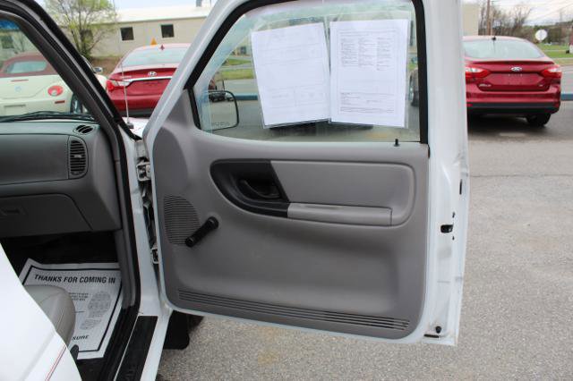 Used 2002 MAZDA B-Series Pickup 2WD Regular Cab B2300 image 13